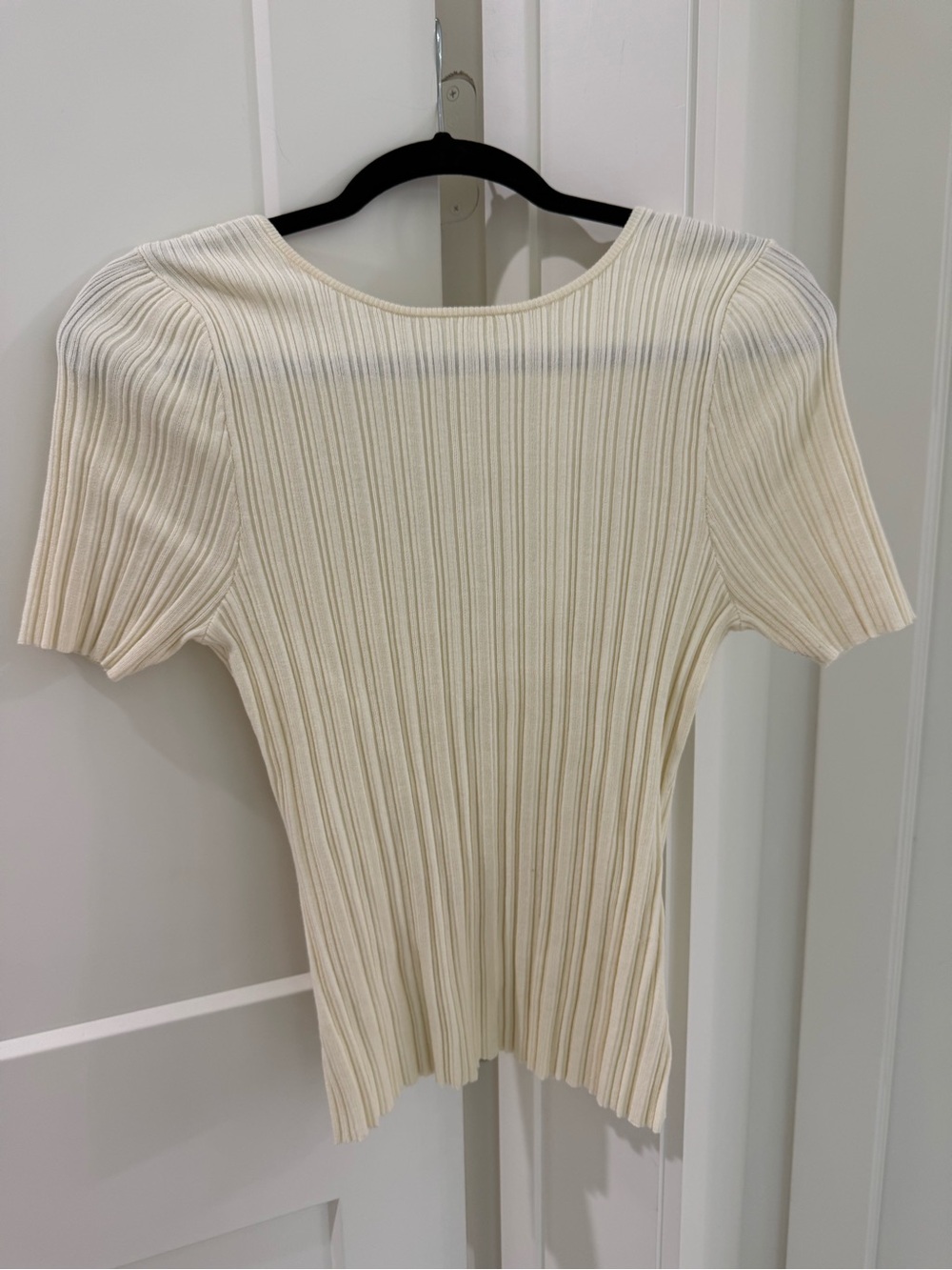 Astr Ribbed Cream Short-Sleeve Knit Top